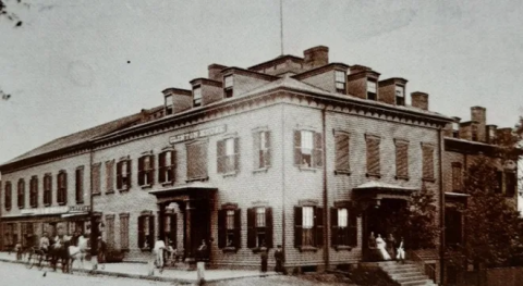 Clinton House