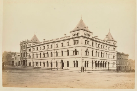 Menzies Hotel, Melbourne
